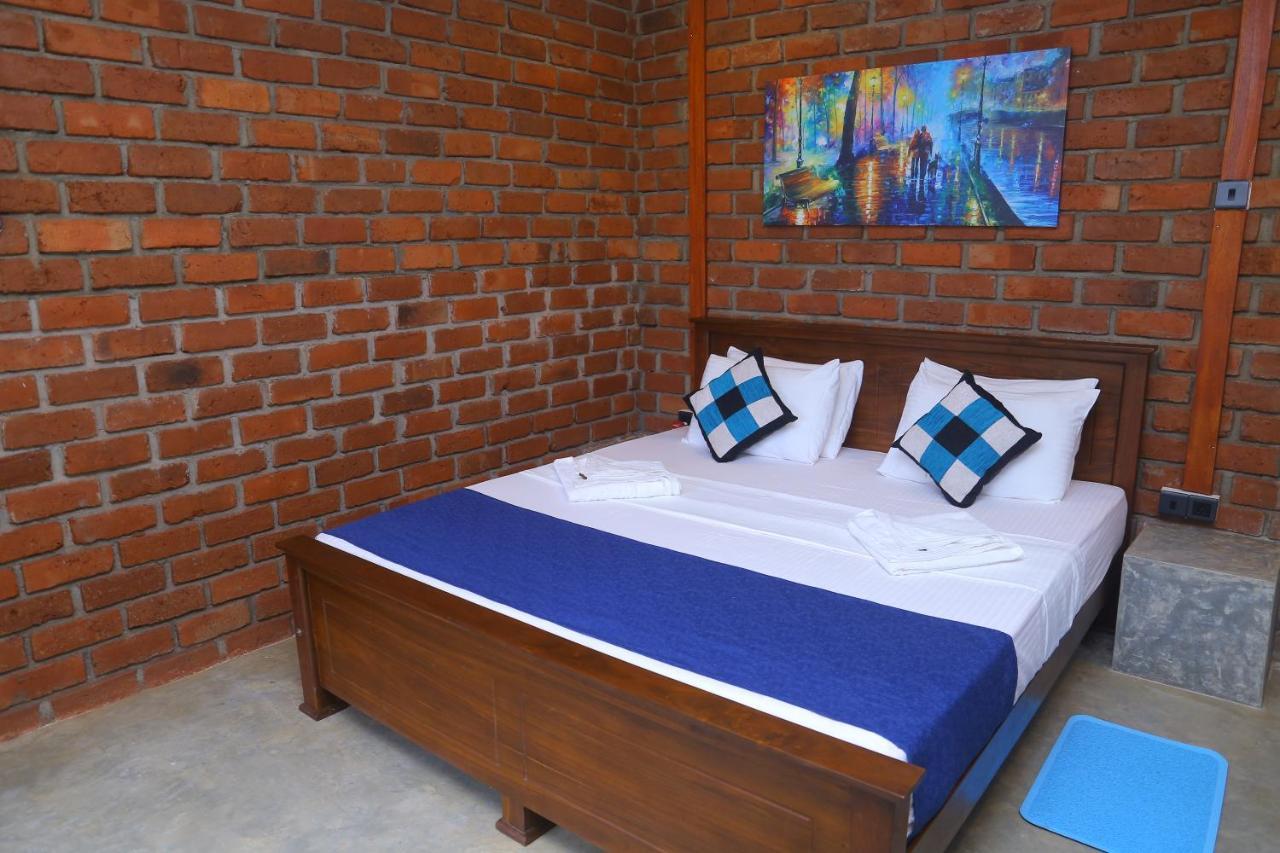 Hotel Click Hiriketiya Dickwella Zewnętrze zdjęcie