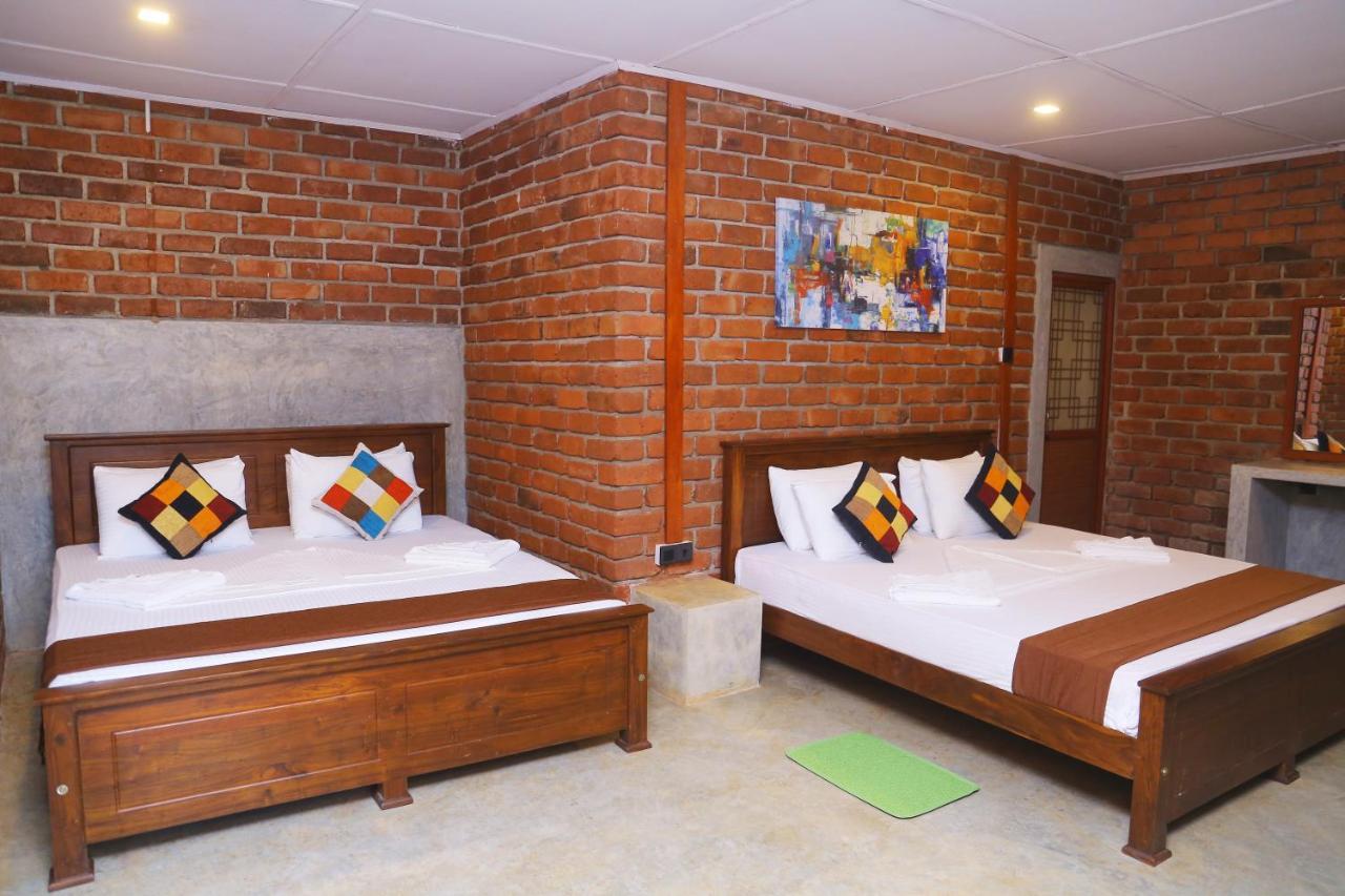 Hotel Click Hiriketiya Dickwella Zewnętrze zdjęcie